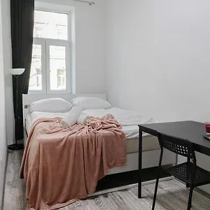 Magnificent 5br Shared - Perfect For Longstays Wiedeń