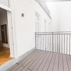 Nadland B61 Wiedeń